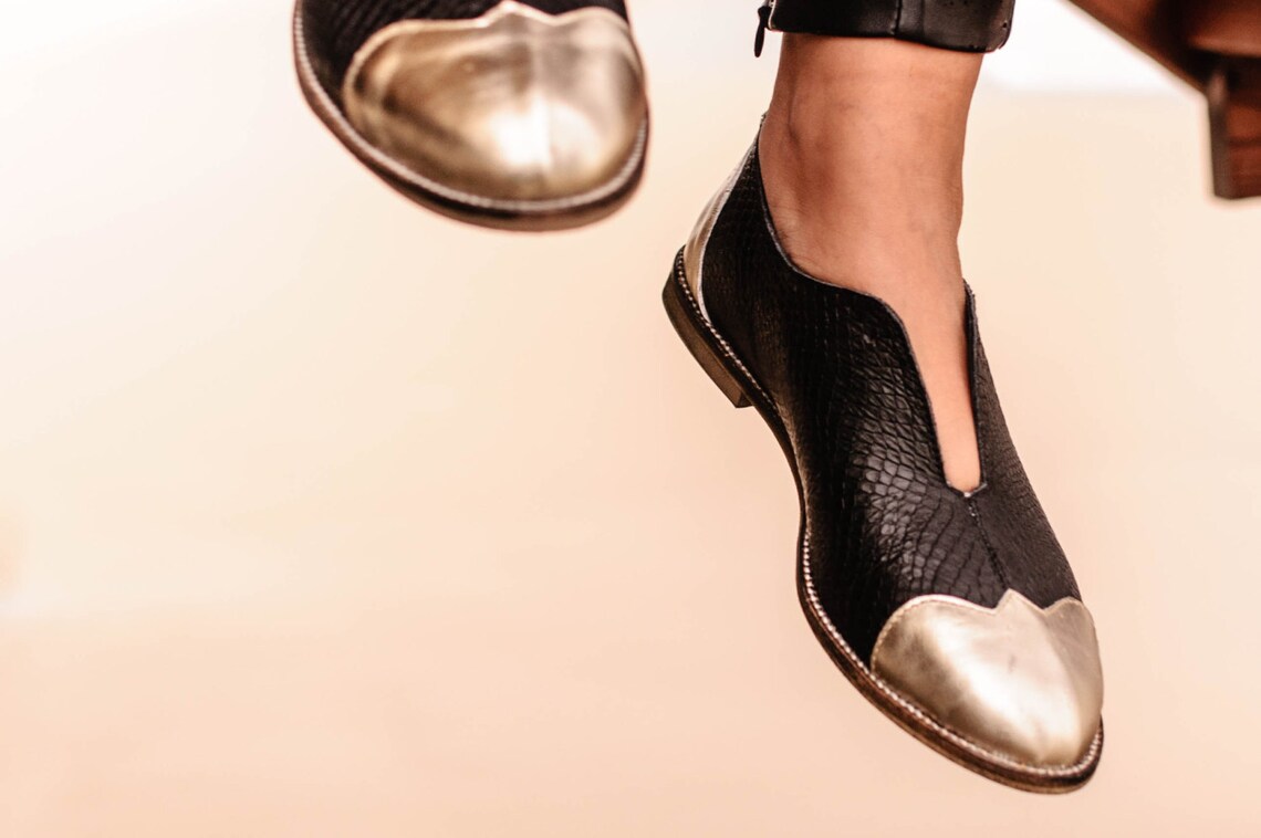 Sale Black Oxford Flat Shoes. Black and Gold oxford shoes