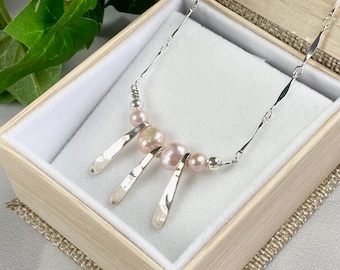 Fresh Water Pearl Necklace - Pearl Jewelry - Wedding Jewelry - Bridal Jewelry - Mother of the Bride - Silver Pearls Necklace