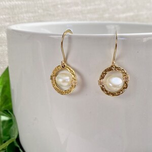 Fresh Water Pearl Earrings - Pearl Jewelry - Dainty Earrings - Pearl Pea