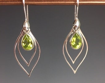 Peridot Earrings - Peridot Jewelry - August Birthstone Jewelry - Apple Green Earrings - Gemstone Earrings - Peridot Tears