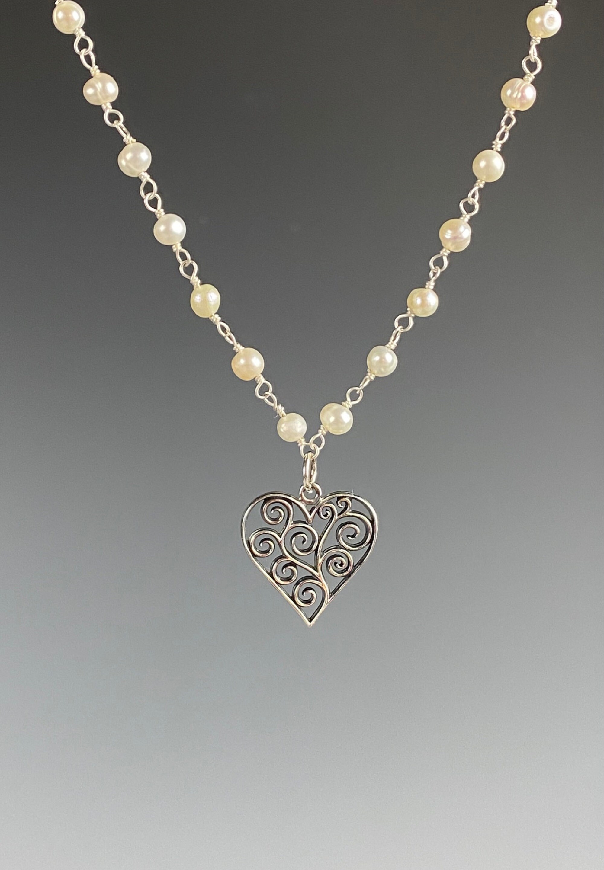 Heart Pendant Necklace - Pearl Necklace - Heart Jewelry