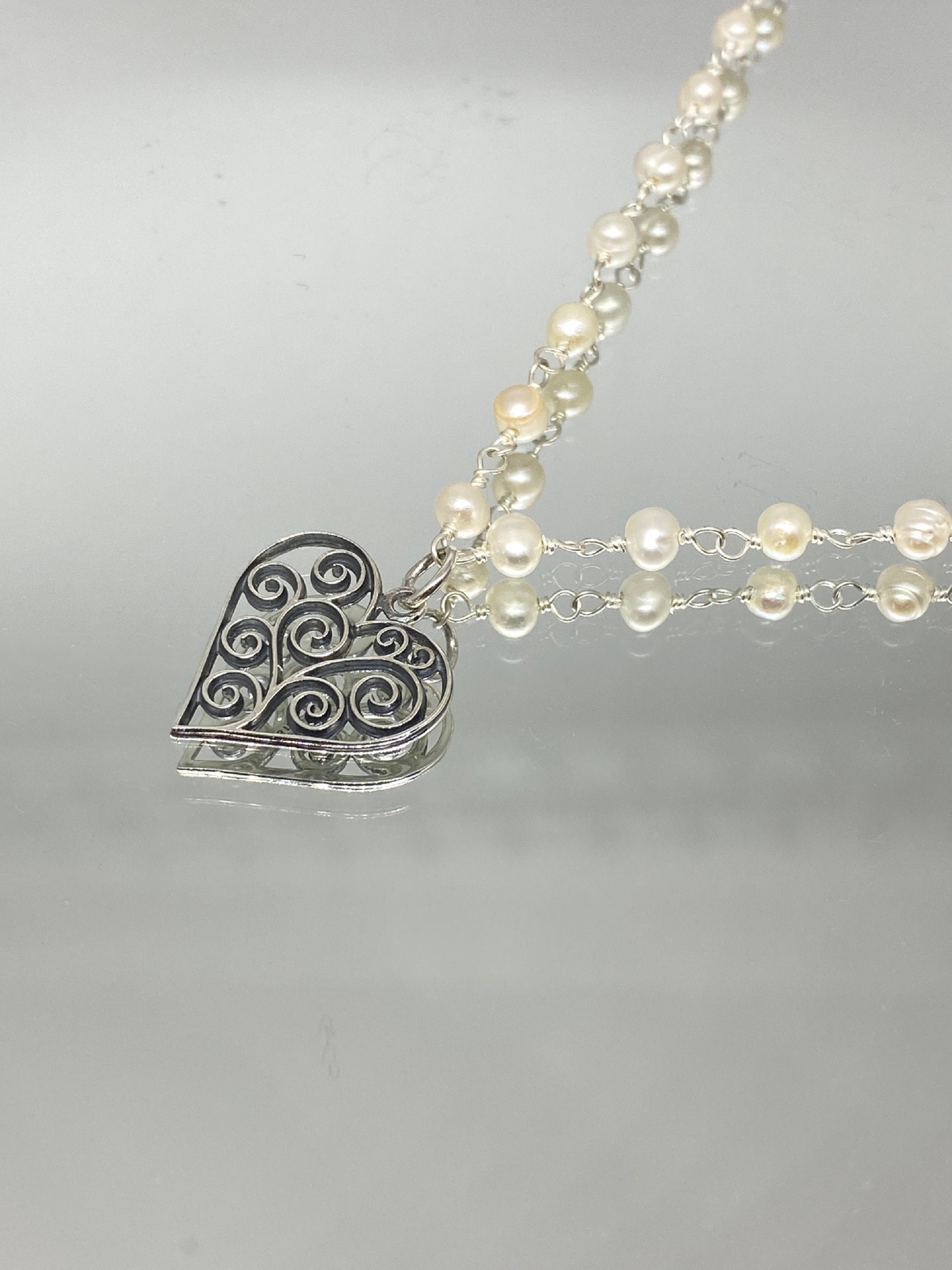 Heart Pendant Necklace - Pearl Necklace - Heart Jewelry