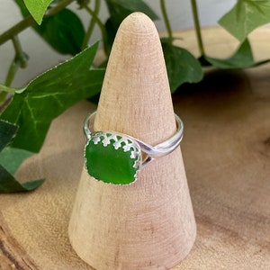 Green Sea Glass Sterling Ring - Sea Glass Jewelry - Beach Jewelry - Green Jewelry - Sea Green Square