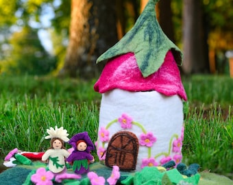 Flower Blossom Wool Felt Fairy Cottage Play mat/Playscape-Waldorf Inspired Toy-Infant/Toddler Development Toys-Puppet Imaginative Playtime