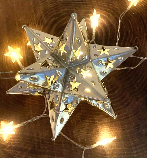 Moravian Christmas Stars: Not Just a Holiday Decoration – Frankenmuth Clock  & German Gift Co.