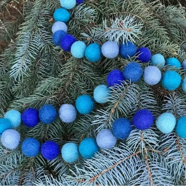 Handmade Blue Ombre Felt Ball Garland - Pom Pom Garland-Holiday/Hanukkah -Party Garland Decoration-5 Ft-60"