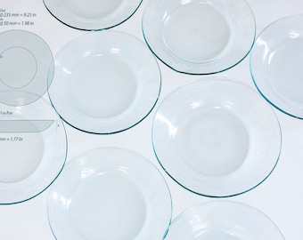 Set of 8 glass plates. Zero waste recycled glass plate with minimalist design for dinner table