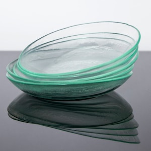 Set Glasteller, Klares Glas, Handgemachtes Geschirr, recyceltes Geschirr für Esstisch, Zero Waste