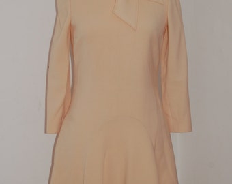 Vintage 1960's Cream Shift dress with long sleeves and cross over neck scarf collar