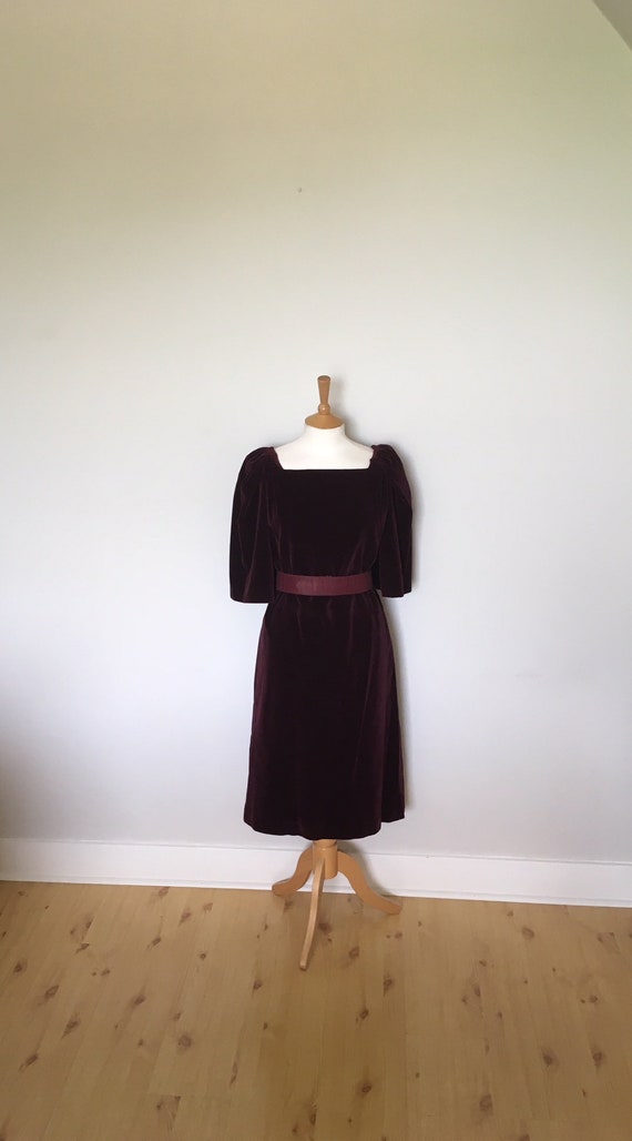 1960s Vintage Damson Deep Red Velvet Shift Dress With Oversized Sleeves and  Matching Coloured Belt - Etsy