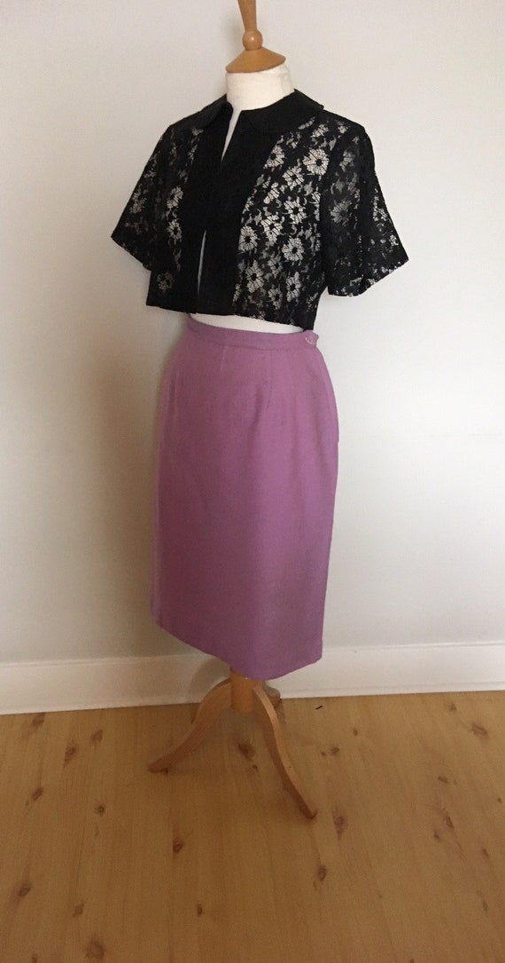 An original 1950s mauve/ lilac/ light purple fitte