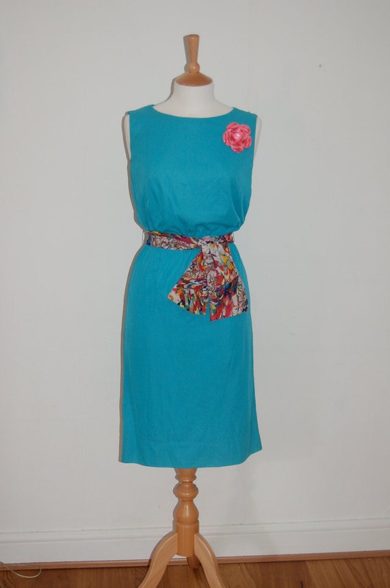 Cute vintage 1960's Turquoise wiggle dress with p… - image 1