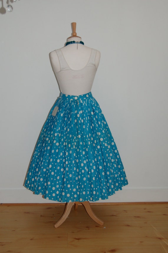 A Stunning 1950s Turquoise and White Polka Dot  T… - image 3