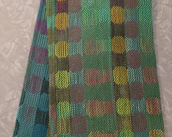 Handwoven Circles Towel - Green