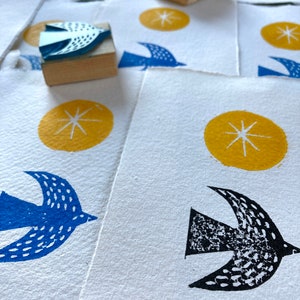 Glücklicher Vogel & Sonne Kunstdruck Linolschnitt