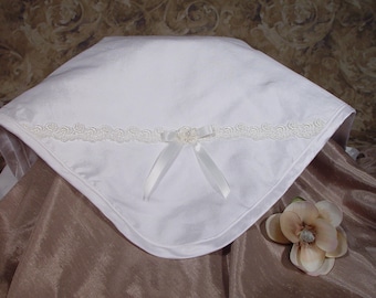 Silk Dupioni Blanket with Venise Trim and Bow