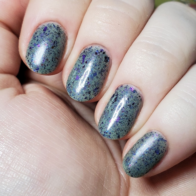 Hedley Green-Grey Flakie Crelly Indie Nail Polish image 3