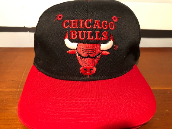 Vintage 1990s Chicago Bulls Snapback Hat - image 1