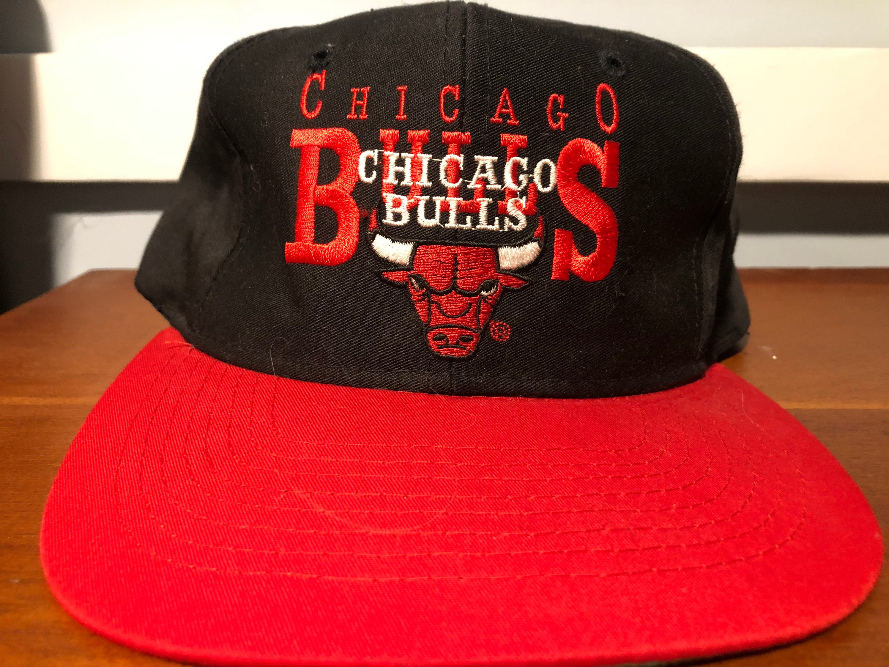 DS VINTAGE STARTER CHICAGO BULLS NBA BEANIE HAT SZ: One size – Stay Alive  vintage store