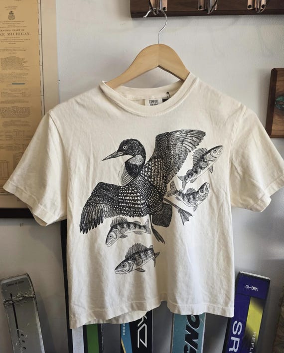 Loon Boxy Shirt comfort colors perch bird