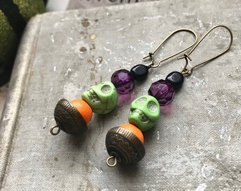 Pendientes avri: ¡Edición Halloween! >> pendientes de Halloween con cuentas cuelgan pendientes lindos kitsch joyas de Halloween pendientes de calavera festiva