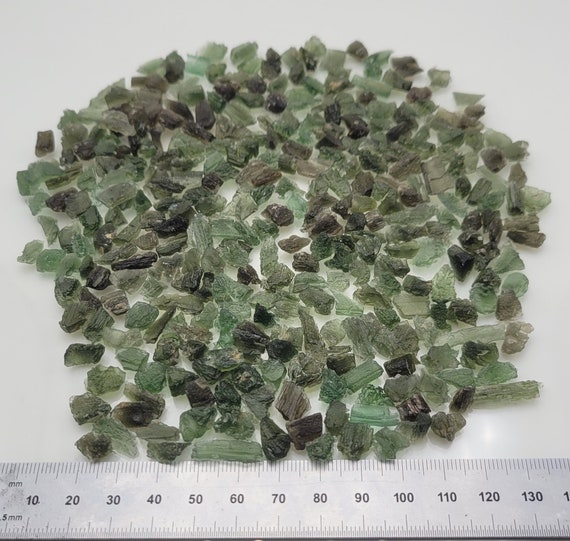 One Moldavite Raw 1.5 - 5 CARAT from Czech Republic - Genuine Czech Moldavite Tektite High Energy Stones