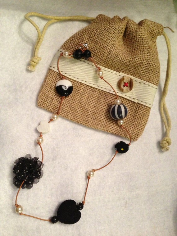 Items similar to Pearls & Velvet Heart Necklace on Etsy