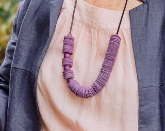 Collier imposant violet, bijoux massifs, style bohème