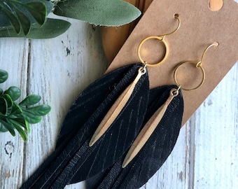 Black feather fringe gold feather ring earring/leather fringe earring/feather earring/fringe earring/gold black earring/long feather earring