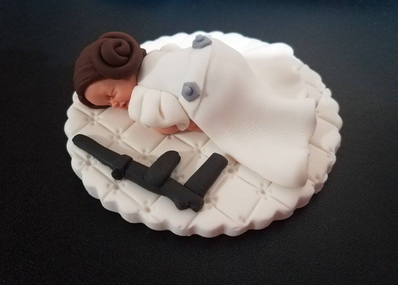 princess leia cake topper