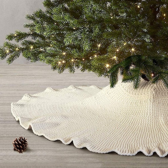 Cable Knit Tree Skirt Ruffled Red White Christmas Tree Etsy