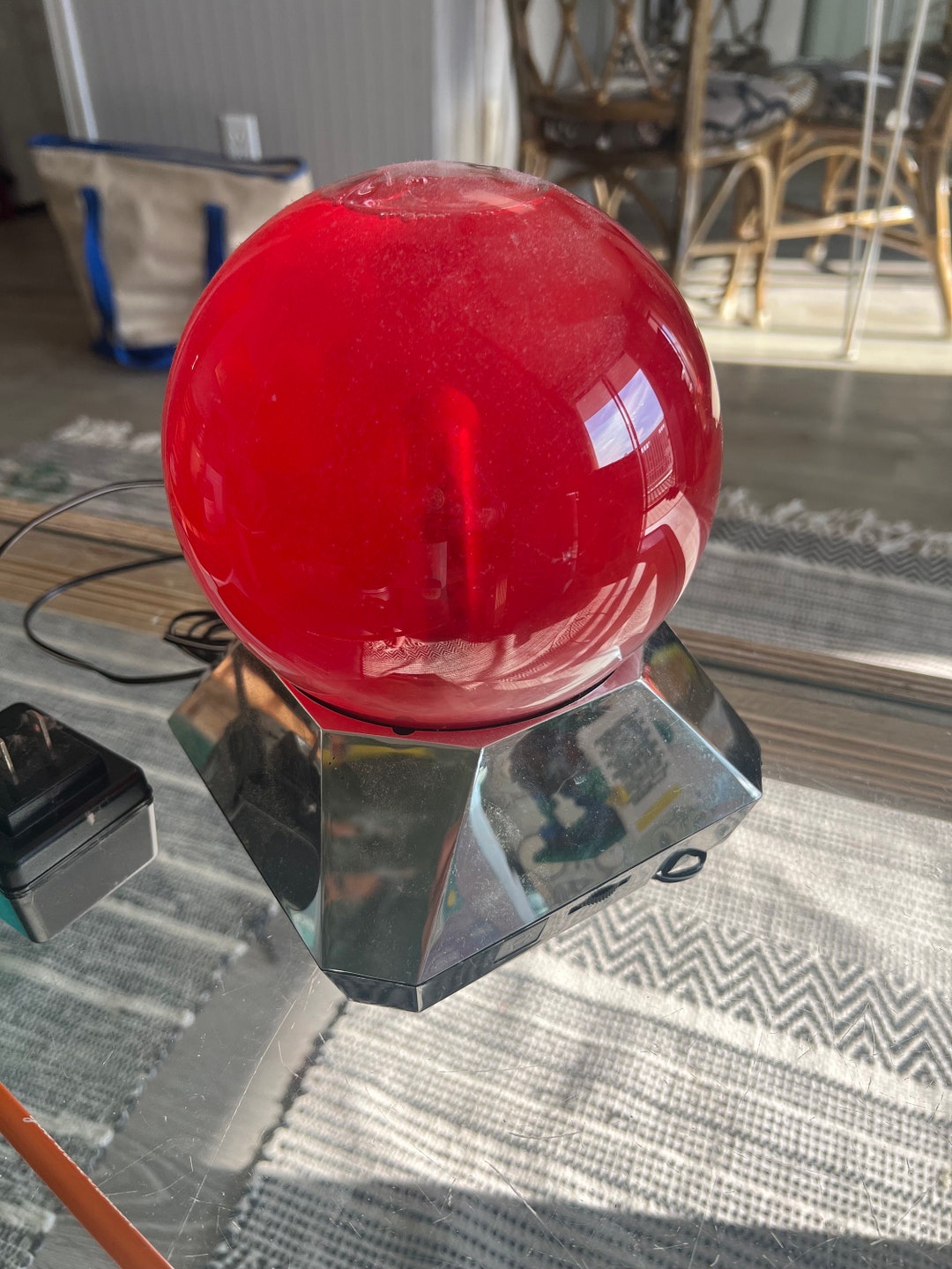 Rabbit Tanaka Lava Lamp Globe Red Swirling Mica on Plastic Chrome Base