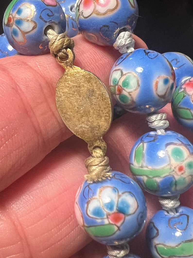 Vintage oriental Asian cloisonné enamel hand beaded hand knitted necklace. 27 long 12mm beads. Blue beads pink and blue flowers image 9