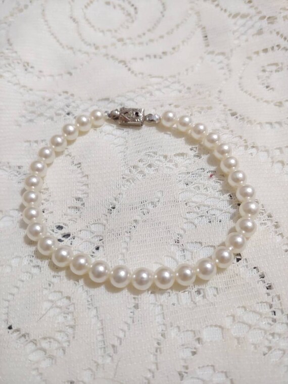 New pearl bracelet 14K gold saltwater single strand white 4 MM bridesmaid gifts! New pearl bracelet 14K gold saltwater single strand white 4 MM bridesmaid gifts!