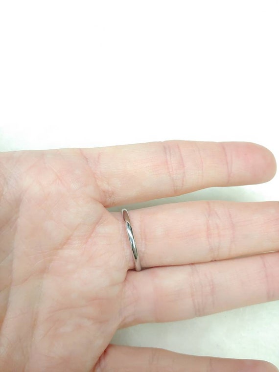 Large vintage rhinestone statement ring-silver to… - image 3