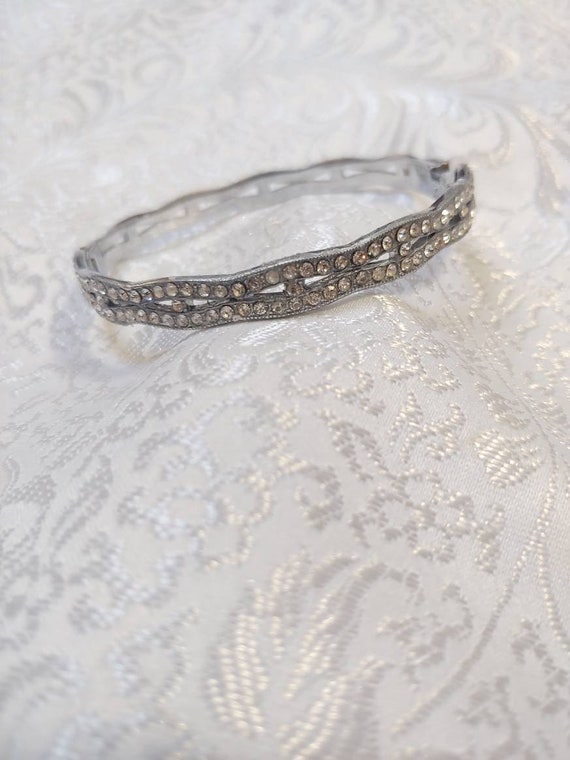 A STUNNING Vintage 1920s Art Deco Rhinestone Bang… - image 1