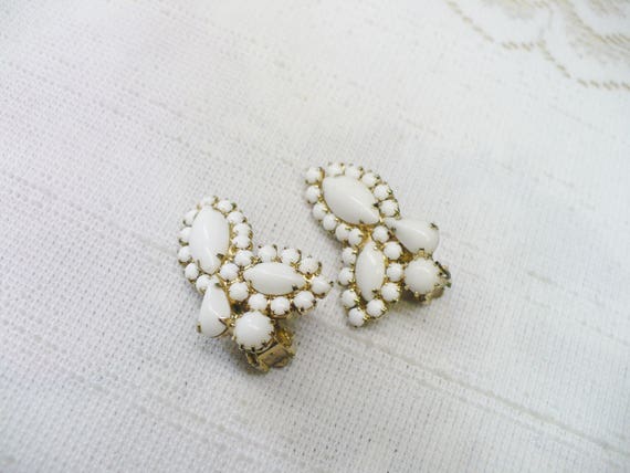 Pair of Vintage White Milk Glass Earrings - clip … - image 1