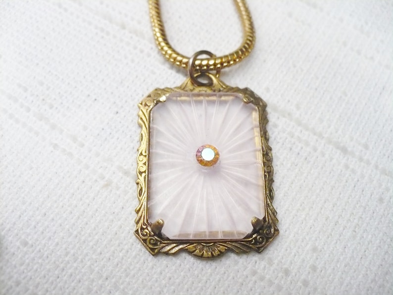 bronze tone frame setting bronzegold tone metal OUTSTANDING Vintage PINK Camphor Glass Pink Rhinestone Pendant Necklace snake chain