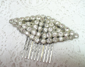 Authentic 1920s Vintage Art Deco RHINESTONE Hair Comb - silver tone pot metal- Diamond shaped GATSBY Bridal - Flapper Statement piece - Gift