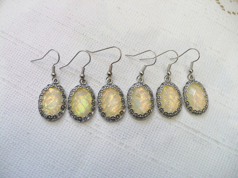 bridesmaid gift Lovely Vintage Opal Like Cabochon Earrings silver tone metal pronged setting Bridal wedding Formal light weight