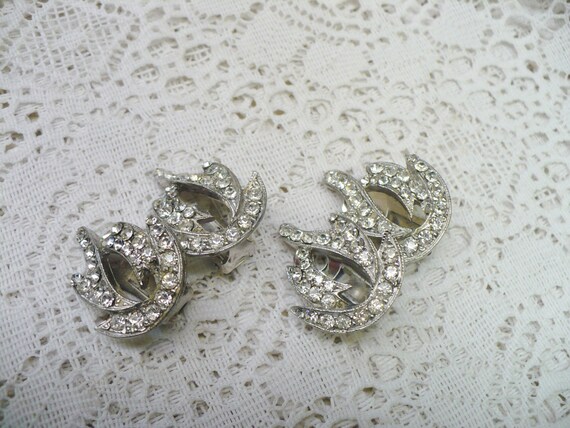 Authentic 1940s Vintage Art Deco RHINESTONE Earri… - image 1