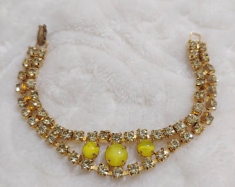 Vintage YELLOW/greenish hint Rhinestone Bracelet-gold tone metal-fold over clasp-spring summer wedding-sunshine-formal bintsge gift-wedding