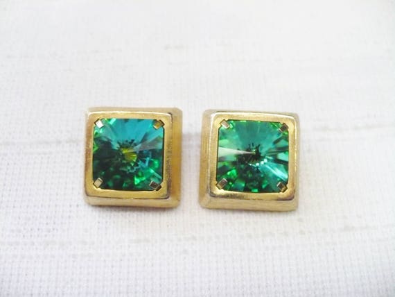 FABULOUS Vintage Green Rhinestone Earrings - gold… - image 1