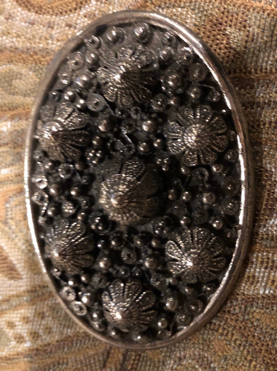 Beautiful Signed Etrusceana Brooch