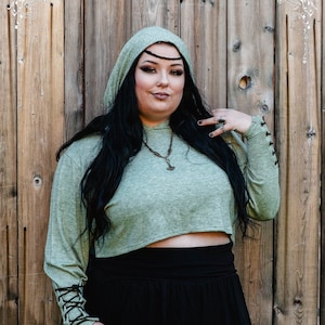 Vigsir shirt Viking sweater  - Norse top for women, LARP costume and shield-maiden cosplay