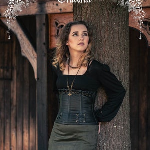 Asgeir blouse Viking shirt - Norse top for women, LARP costume and shield-maiden cosplay