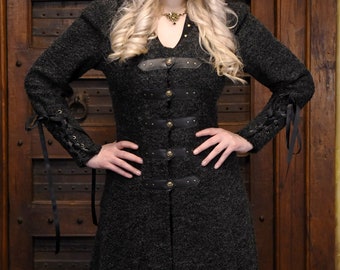 Woolen Sortilège Coat charm medieval clothing - Fantasy coat for LARP, celtic costume and cosplay