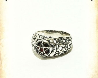 Pentagram Medieval Bathory ring with garnet - Sterling silver 925