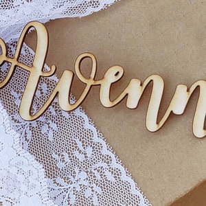 Christmas Personalized Gift Tags, Delicate Stocking Tags, Wooden Nametags, Christmas Gift Wrapping, Christmas Present, Neighbor Gifts