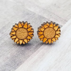 Sunflower Engraved Stud Earrings, Fall wood studs, wooden earrings, wood post earrings, sunflowers